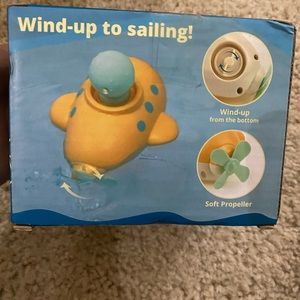 Toy boat
